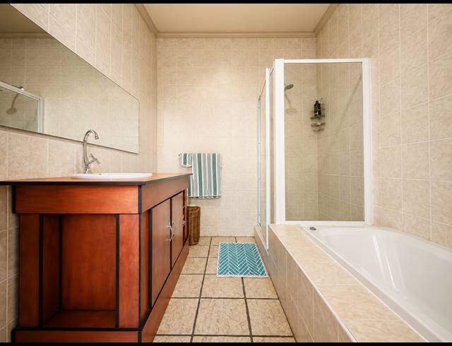 3 BEDROOM TOWNHOUSE FOR SALE IN ARCON PARK